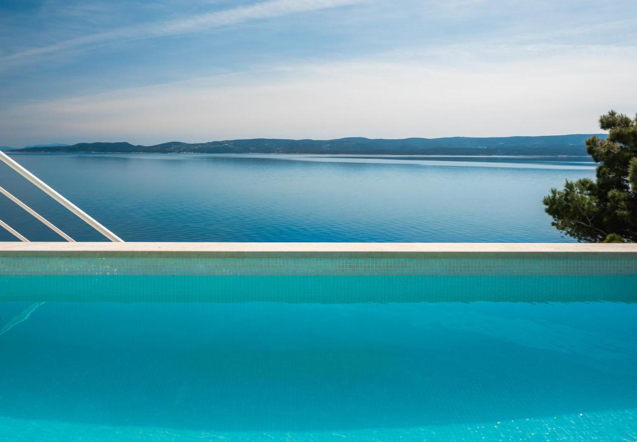 Beachfront Holiday Home - Private Heated Pool ميميتسا المظهر الخارجي الصورة